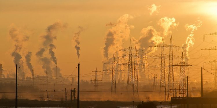 Greenpeace urge a cambiar el modelo energético de México