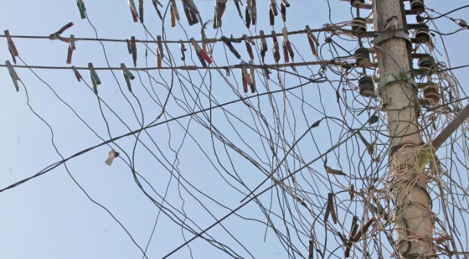 Proponen en el Senado ampliar tipificación de robo de energía eléctrica