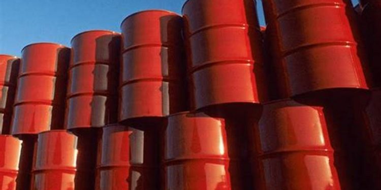 Mezcla mexicana baja 3.22% semanal; a dos dólares de la meta de la SHCP