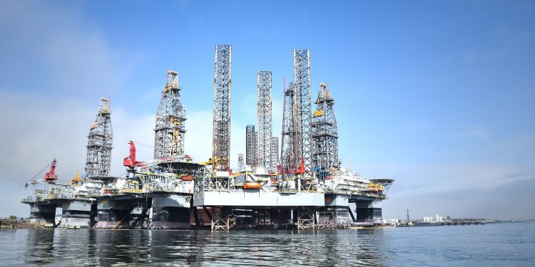 Cofece recomienda no aprobar la reforma a Ley de Hidrocarburos en los términos propuestos