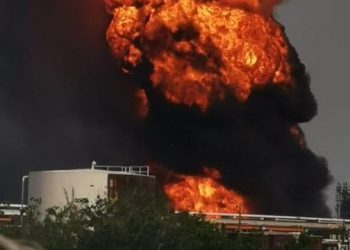 Incendio en refinería “Gral. Lázaro Cárdenas” de Pemex en Minatitlán