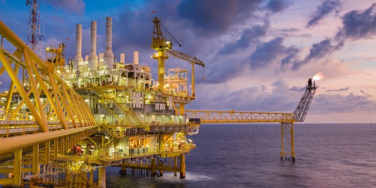 Contratos petroleros del sector privado suman inversiones por 7,028 mdd