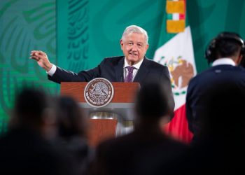 AMLO: Ley de Hidrocarburos se definirá en la Corte
