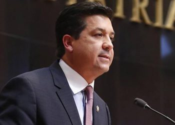 Cámara de Diputados aprueba juzgar a Cabeza de Vaca  