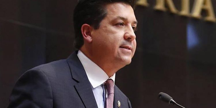 Cámara de Diputados aprueba juzgar a Cabeza de Vaca  