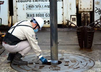 CNH prevé inversión por 275 MMUDS en 17 pozos de privados y de Pemex