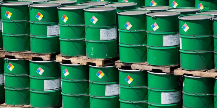 Déficit de balanza comercial petrolera suma 8,291 mdd en los primero cuatro meses