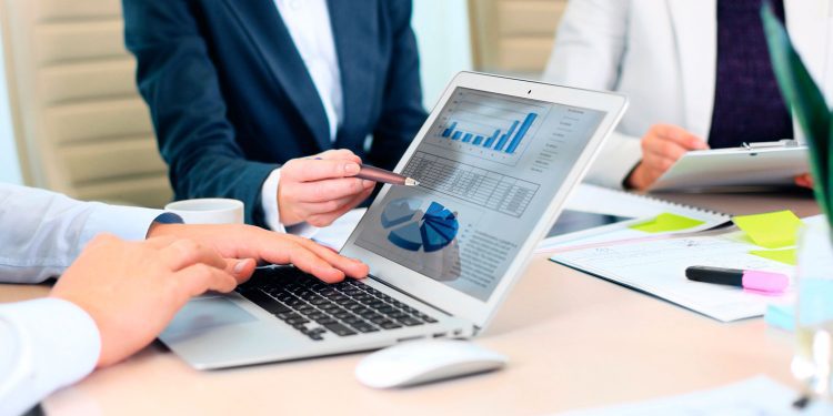 Financiamiento bancario comercial al sector privado disminuyó 14.4%