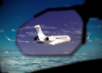 Bombardier cumple 15 años en Querétaro; entrega fuselaje trasero número 100   