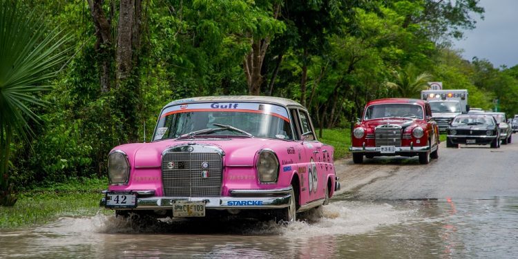 Rally Maya 2021, los autos clásicos en Yucatán