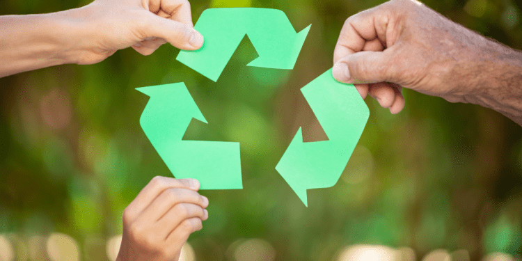 Uno de cada 10 mexicanos recicla los desechos de plástico al 100%