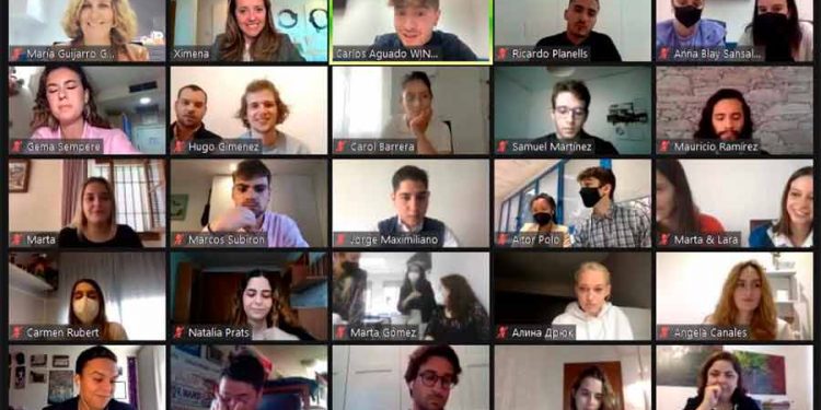 Estudiantes del Tec Mty ganan hackathon de BBVA Global