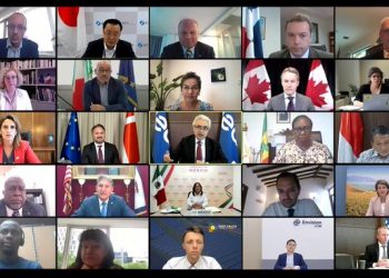 Cuidar el empleo y desplazados por la transición energética: AIE