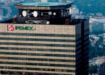 Pemex seguirá afectando la economía de México: Moody’s
