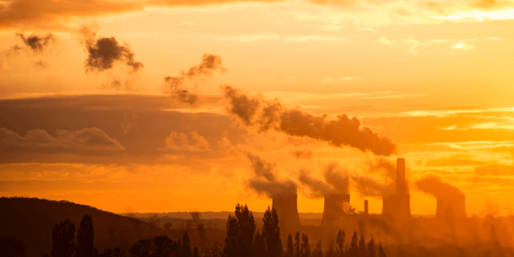 Empresas del sector energía buscan certificación para acceder a fondos verdes