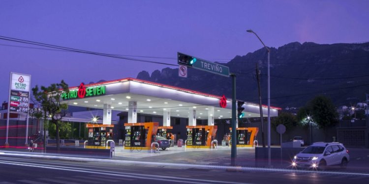 Petro Seven introduce el método de pago Apple Pay en México