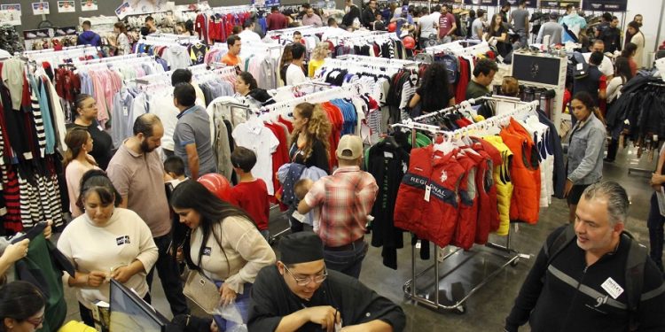 Ventas de tiendas ANTAD suben 14.4% mismas tiendas en junio