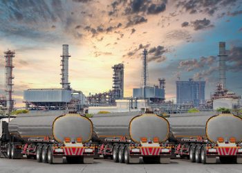 COFECE emplaza a un agente económico por posible práctica monopólica en petrolíferos