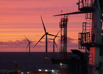 Shell, Petronas y Brunei invierten en proyecto Timi de gas con sistema de energía renovable