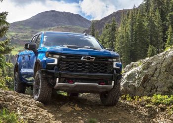 GM presenta la Silverado/Cheyenne 2022 mejorada, pero todavía a gasolina
