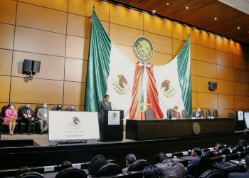 Paquete Económico 2022: mezcla mexicana de 55.1 dólares y una plataforma de producción de petróleo de 1.8 mbd