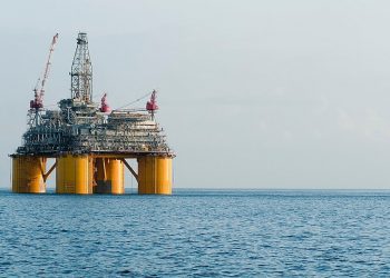 Plataforma Delta-143 de Shell fuera de operación hasta finales del 2021 por daños de huracán Ida