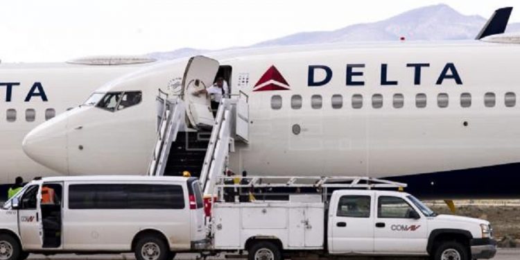Chevron y Google medirán datos de emisiones de combustible de Delta Air Lines