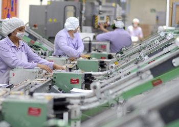 Productividad laboral baja 1.3% en trimestre abril-junio