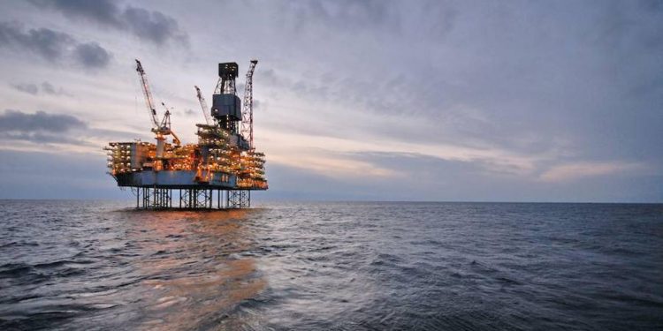 Lukoil  se suma a bp y Socar para explorar aguas profundas en Mar Caspio