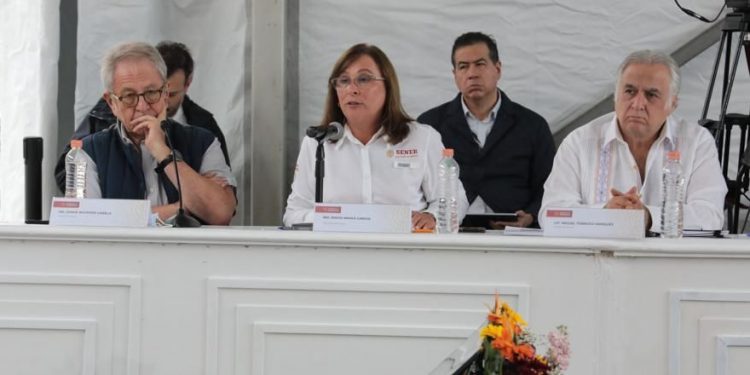 Rocío Nahle anuncia un proyecto de líneas de transmisión en Guerrero
