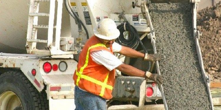 Industria del cemento y hormigón anuncian hoja de ruta para lograr un producto «Net Zero» para 2050