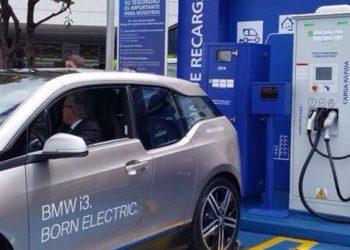 Cinemark Theatres ofrecerá carga de vehículos eléctricos a clientes en EU