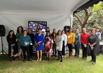 Mujeres fomentan una transición energética con enfoque transversal en género