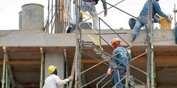 Inversión Fija Bruta crece en construcción y equipo de transporte