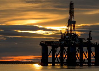 Mezcla mexicana cae 18.61% en noviembre, la mayor caída del año; confirma tendencia negativa