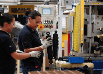 Indicador Oportuno de la Actividad Económica crece 1.2% en noviembre; sector terciario 1.1%