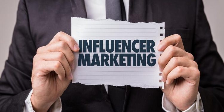 Guía de Influencers Marketing para 2022: Predicciones y tendencias para las marcas.