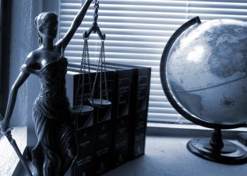 5 aspectos legales que debe cumplir  un emprendimiento