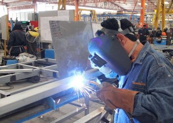 PIB de México crece 5.0% en el 2021; actividades secundarias 6.0%