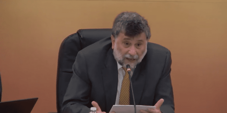 10 razones para rechazar la Iniciativa de Reforma Eléctrica: Barnés de Castro