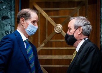 Senado de EUA pide a Biden obligar a México cumplir el TMEC en materia de energía