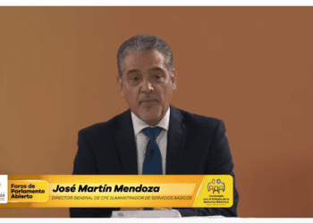 Modelo de tarifas eléctricas es caro y volátil: CFE