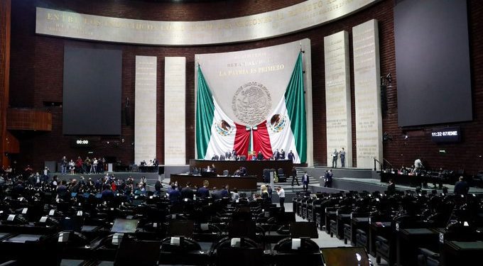 Suman un Foro al Parlamento Abierto de la Reforma Energética