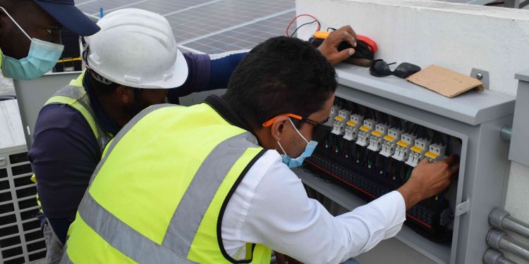 Curso de Eficiencia Energética y Calidad de la Energía