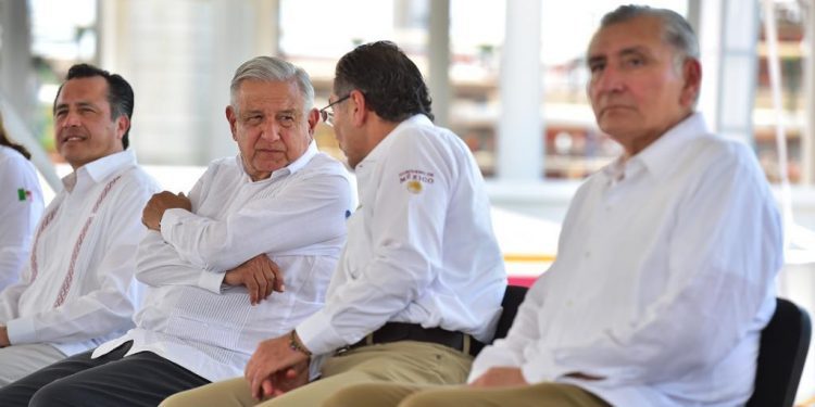 Estabilidad en los precios en los energéticos contribuye a frenar la inflación: AMLO