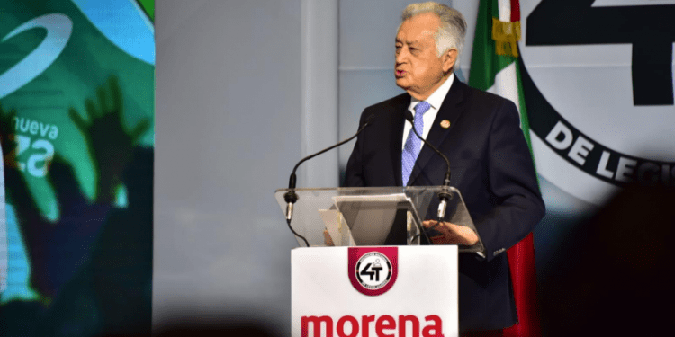 Gobierno enfrenta una guerra económica y política para defender al SEN: Bartlett