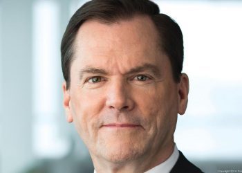 Jay Hooley se convertirá en director principal de ExxonMobil