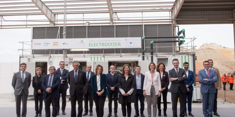 Enagás y ACCIONA Energía inauguran primer planta de hidrógeno verde en España