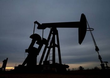 Mezcla mexicana pone piso en los 90 dólares; sube 8.05% y cierra en 98.28 dólares