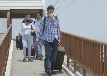 Ingresos por turismo suman casi 2,000 mdd en enero de 2022